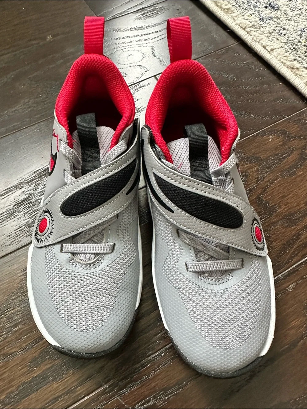 Nike Kids Grey and Red Hook-and-Loop Sneakers
